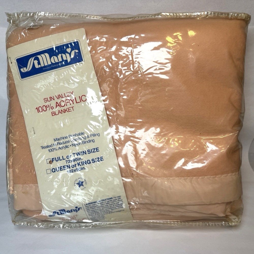 Vintage St. Mary's Fieldcrest Cannon Pink Satin Trim Blanket Twin Full 72x90 New